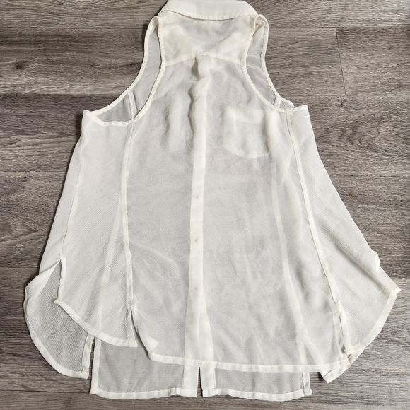 We the Free Cream Top M Button Down Sleeveless Sheer Lagenlook Lightweight Flowy - Picture 9 of 15